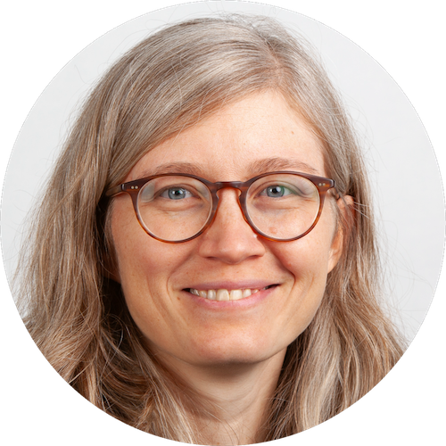 look at her face, so classy and circular